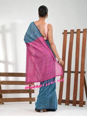 Blue cotton handspun soft saree with contrast pink pallu 3