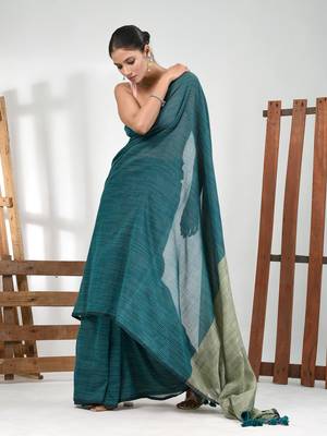 Teal cotton handspun soft saree with contrast ecru pallu 2