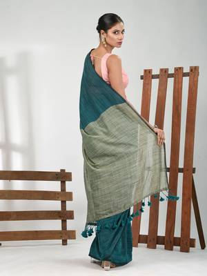 Teal cotton handspun soft saree with contrast ecru pallu 3