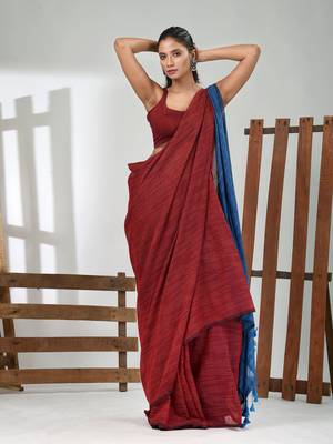 Dark red cotton handspun soft saree with contrast sapphire blue pallu 1