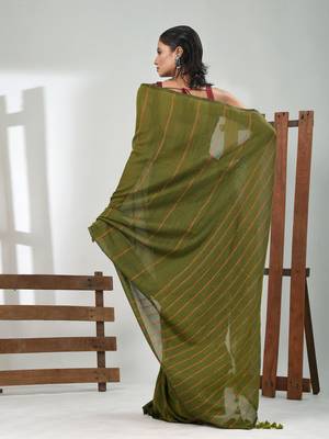 Green cotton soft saree with stripe pattern 3