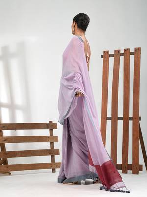 Lavender cotton soft saree with solid pattern 2