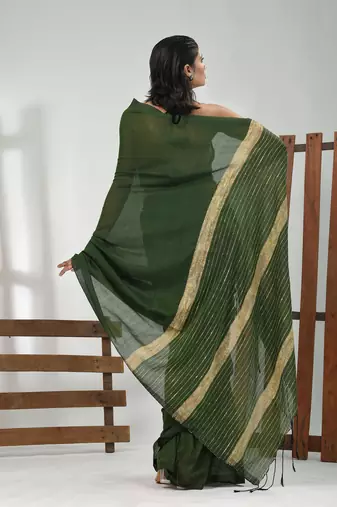 Green cotton soft saree with solid pattern