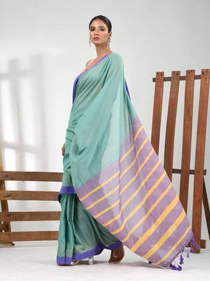 Sea green cotton soft saree with solid pattern 2