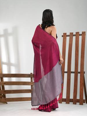 Magenta cotton soft saree with solid pattern 3