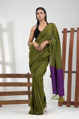 Moss green cotton soft saree with solid pattern