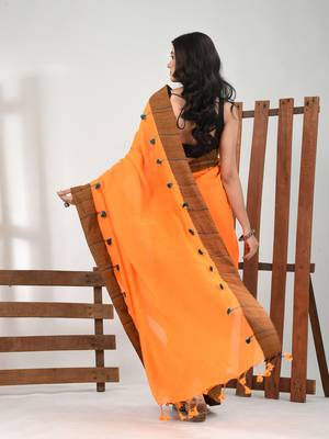 Orange cotton soft saree with solid pattern 3