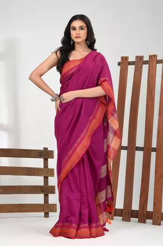 Magenta cotton soft saree with solid pattern