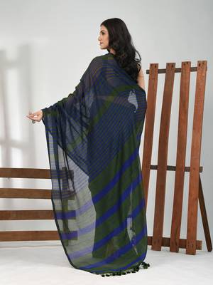 Green cotton soft saree with stripe pattern 3