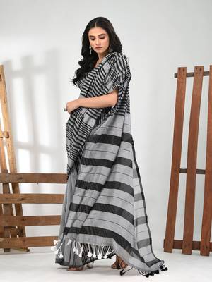 Grey cotton soft saree with stripe pattern 2