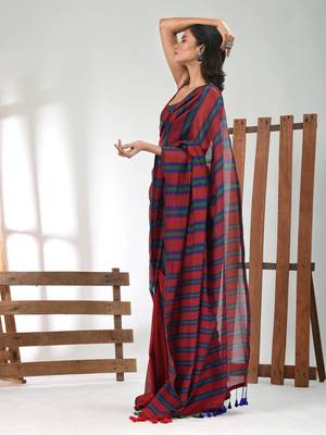 Red cotton soft saree with stripe pattern 2