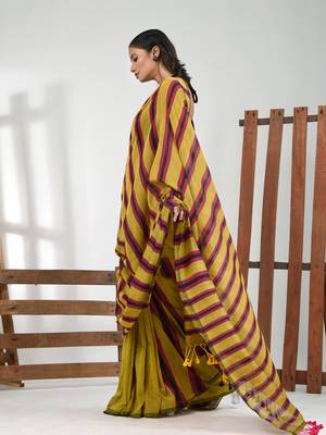 Corn yellow cotton soft saree with stripe pattern 2