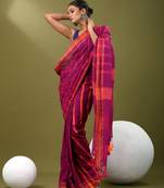 Magenta cotton soft saree with stripe pattern