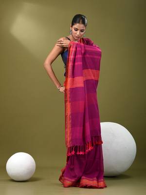 Magenta cotton soft saree with stripe pattern 2