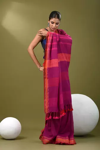 Magenta cotton soft saree with stripe pattern
