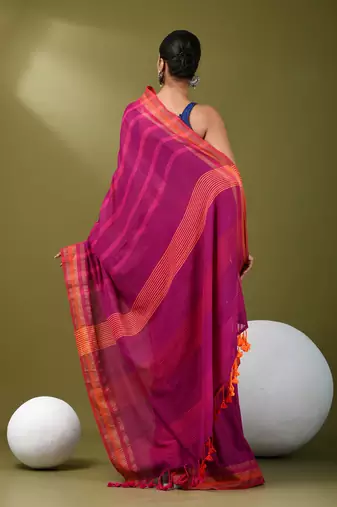 Magenta cotton soft saree with stripe pattern