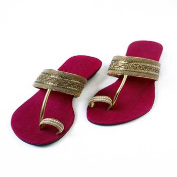 Indian Rani Shimmer Moti Wedges 1