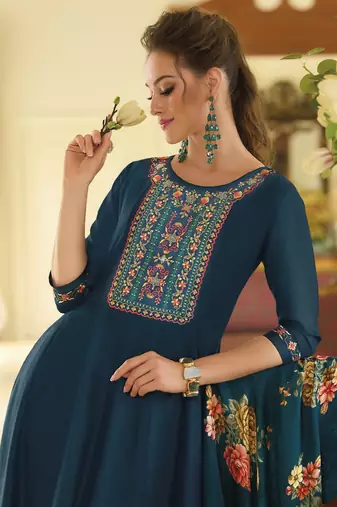 Women's vichitra silk embroidered kurta pant set with swarosky diamond dupatta