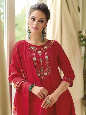 Women's vichitra silk embroidered kurta pant set with swarosky diamond dupatta 3