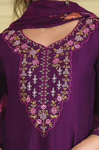 Women's vichitra silk embroidered kurta pant set with swarosky diamond dupatta
