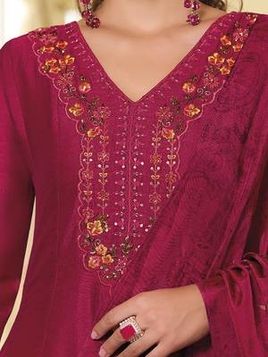 Women's vichitra silk embroidered kurta pant set with swarosky diamond dupatta 3