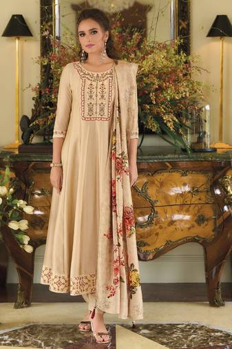 Women's vichitra silk embroidered kurta pant set with swarosky diamond dupatta