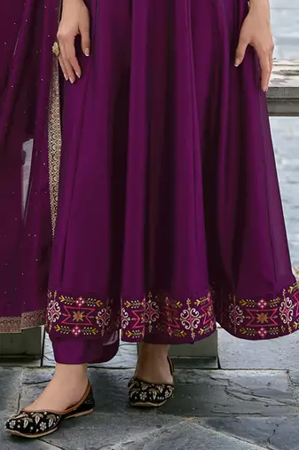 Women's vichitra silk embroidered kurta pant set with swarosky diamond dupatta