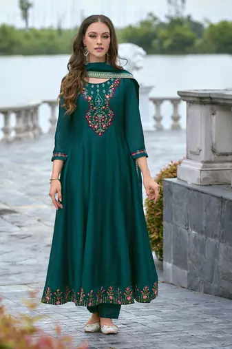 Women's vichitra silk embroidered kurta pant set with swarosky diamond dupatta