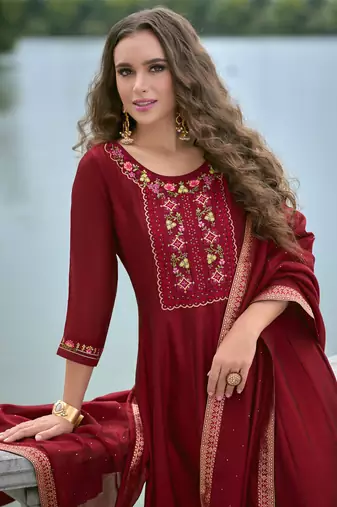 Women's vichitra silk embroidered kurta pant set with swarosky diamond dupatta