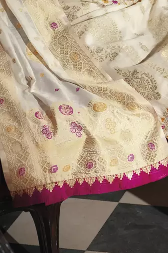 Women's vichitra silk embroidered kurta pant set with swarosky diamond dupatta