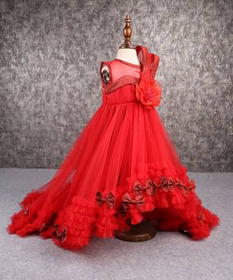 Red snowy frill 3