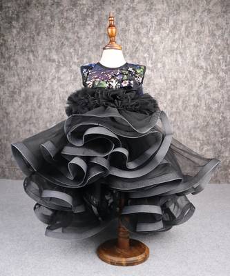 Beautiful ruffle net black gown with drape 2
