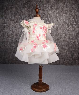 Exquisite sequined off white dress with back knot 4
