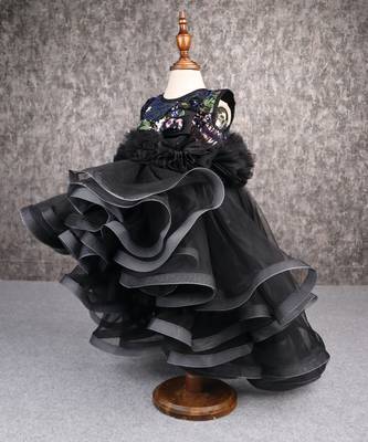 Beautiful ruffle net black gown with drape 4