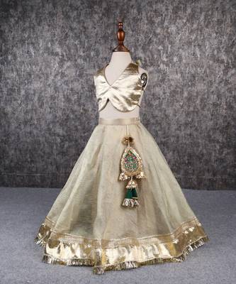 Halter neck stylish top and lehenga set 3