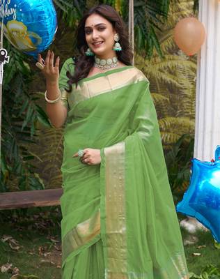 Hunny green silk couple wear saree with kurta 4