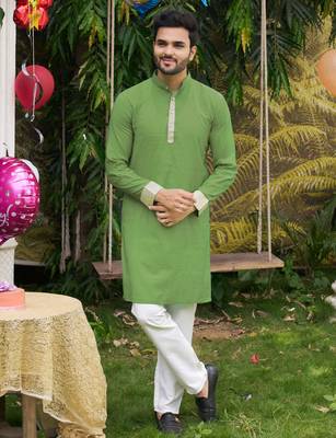 Hunny green silk couple wear saree with kurta 5