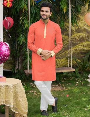 Hunny peach silk couple wear saree with kurta 5