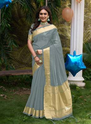 Hunny grey silk couple wear saree with kurta 3