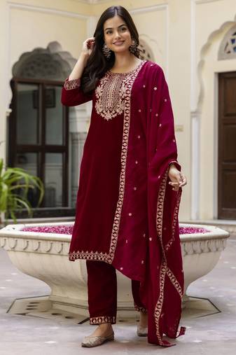 Velvet Embroidery Festive Salwar Suit Set Kurta Pant with Dupatta
