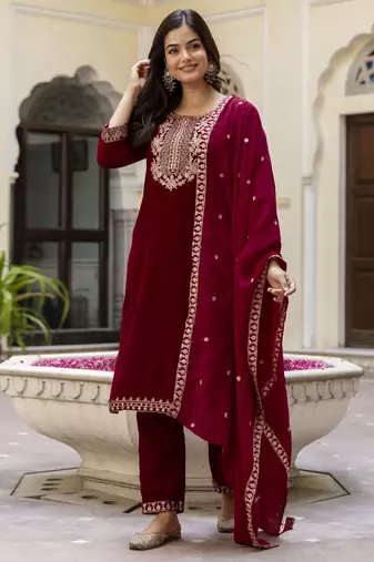 Velvet Embroidery Festive Salwar Suit Set Kurta Pant with Dupatta