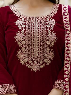 Velvet Embroidery Festive Salwar Suit Set Kurta Pant with Dupatta 5