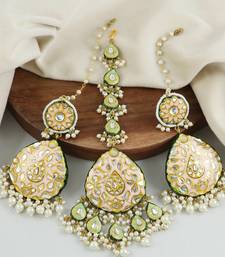 Kundan Meena White Pearl Earrings with Mang Tikka Jewelry Set