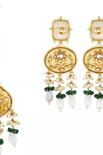 White Quartz Green Onyx Pearl Beads Earrings with Mang Tikka Jewelry Set