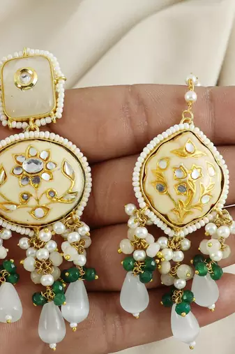 White Quartz Green Onyx Pearl Beads Earrings with Mang Tikka Jewelry Set