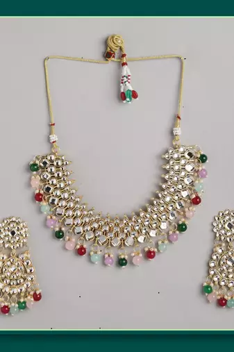 Super Premium Luxe Gold-Plated Kundan & Multi Pearl Beaded Jewellery Set With Mangtikka