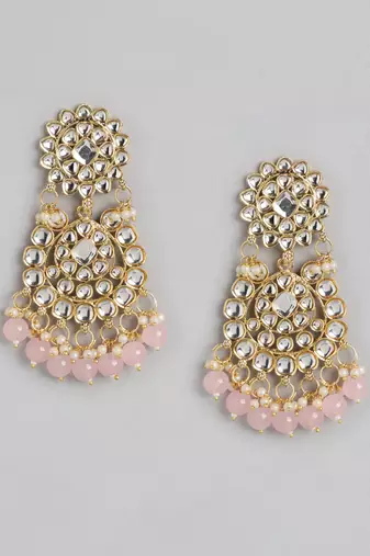   Kundan & Pink Pearl Beaded Jewellery Set With Mangtikka