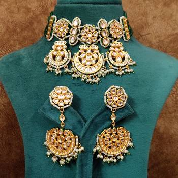 Emerald kundan meenakari semi precious choker set 1