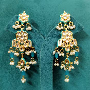 Blue kundan meenakari & pearl choker set 3