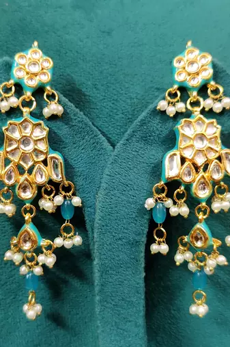 Blue kundan meenakari & pearl choker set